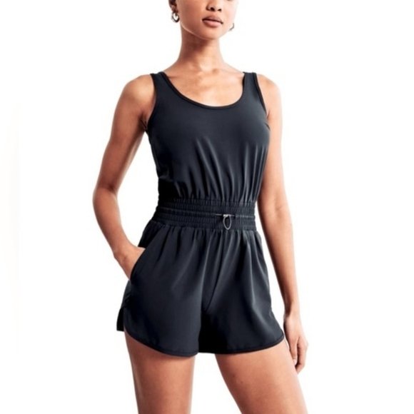 Abercrombie & Fitch Pants - Abercrombie & Fitch One Piece Romper -Size S